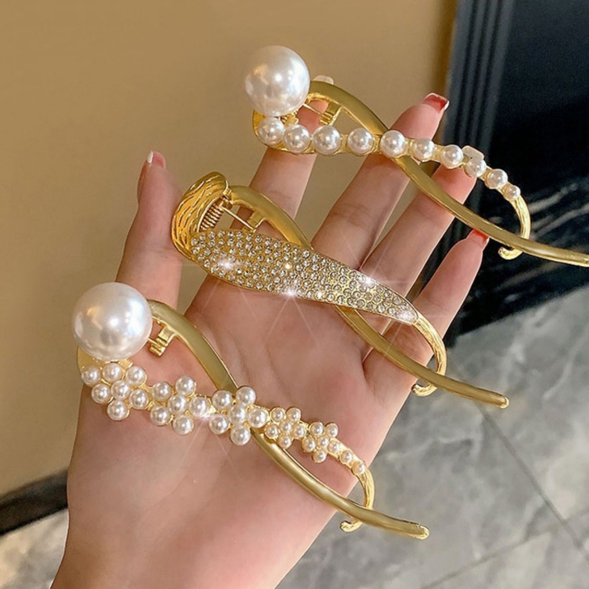 Elegant Glitter Pearl Hair Cli - Lifestyle Of Korean ulasan dan harga